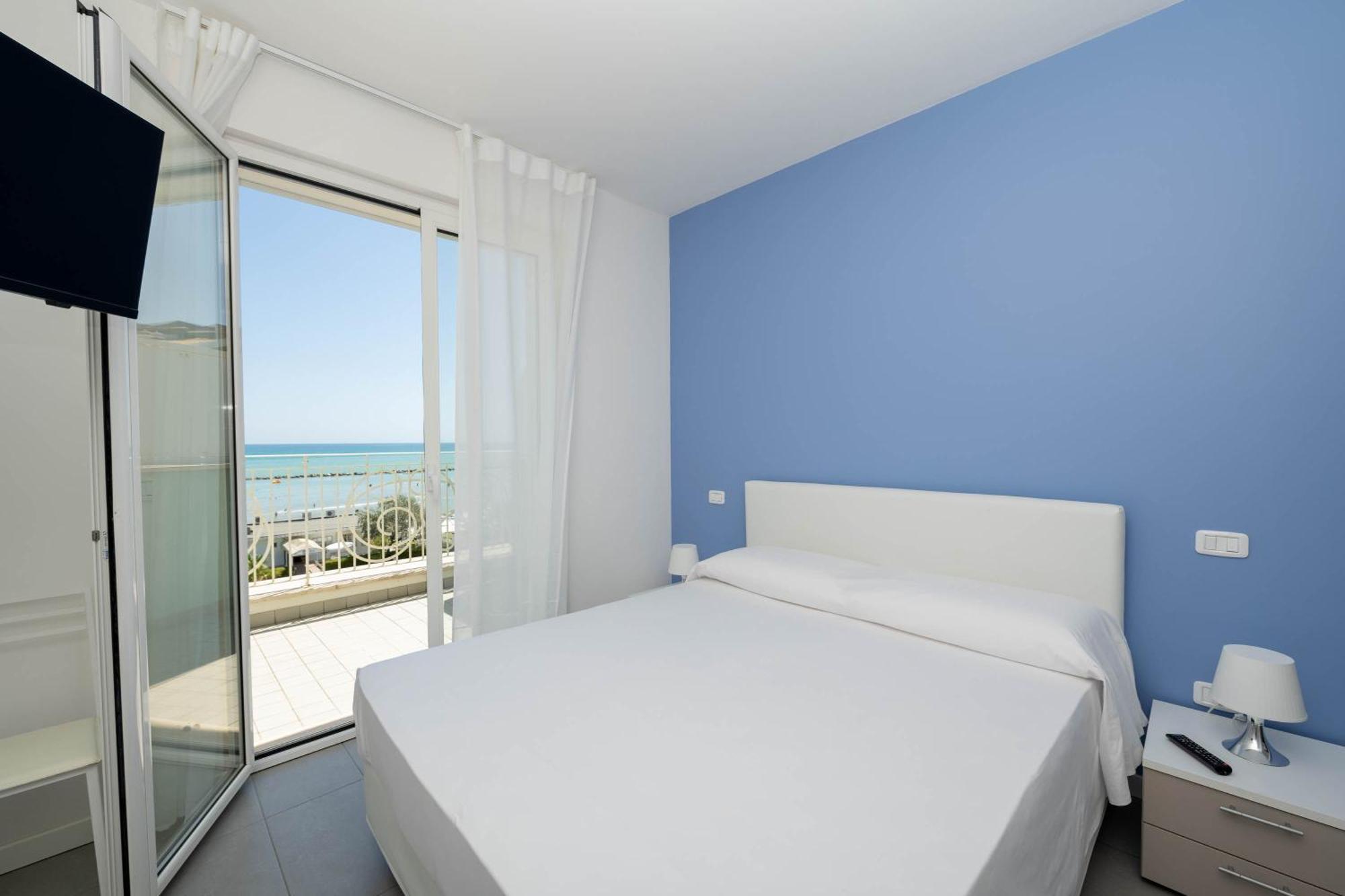 Altomare - Vibra Apartman Villa Rosa Di Martinsicuro Kültér fotó