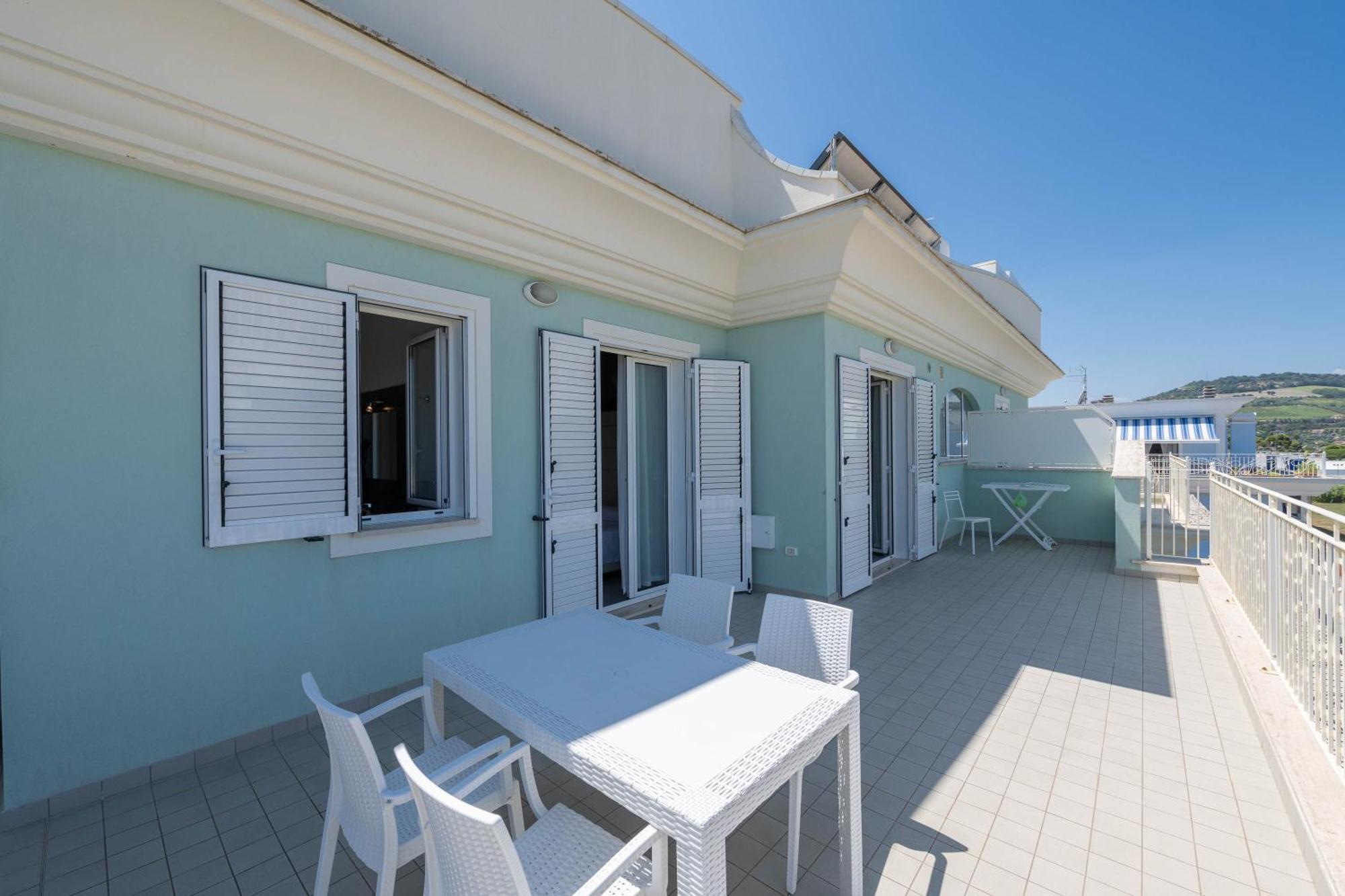 Altomare - Vibra Apartman Villa Rosa Di Martinsicuro Kültér fotó